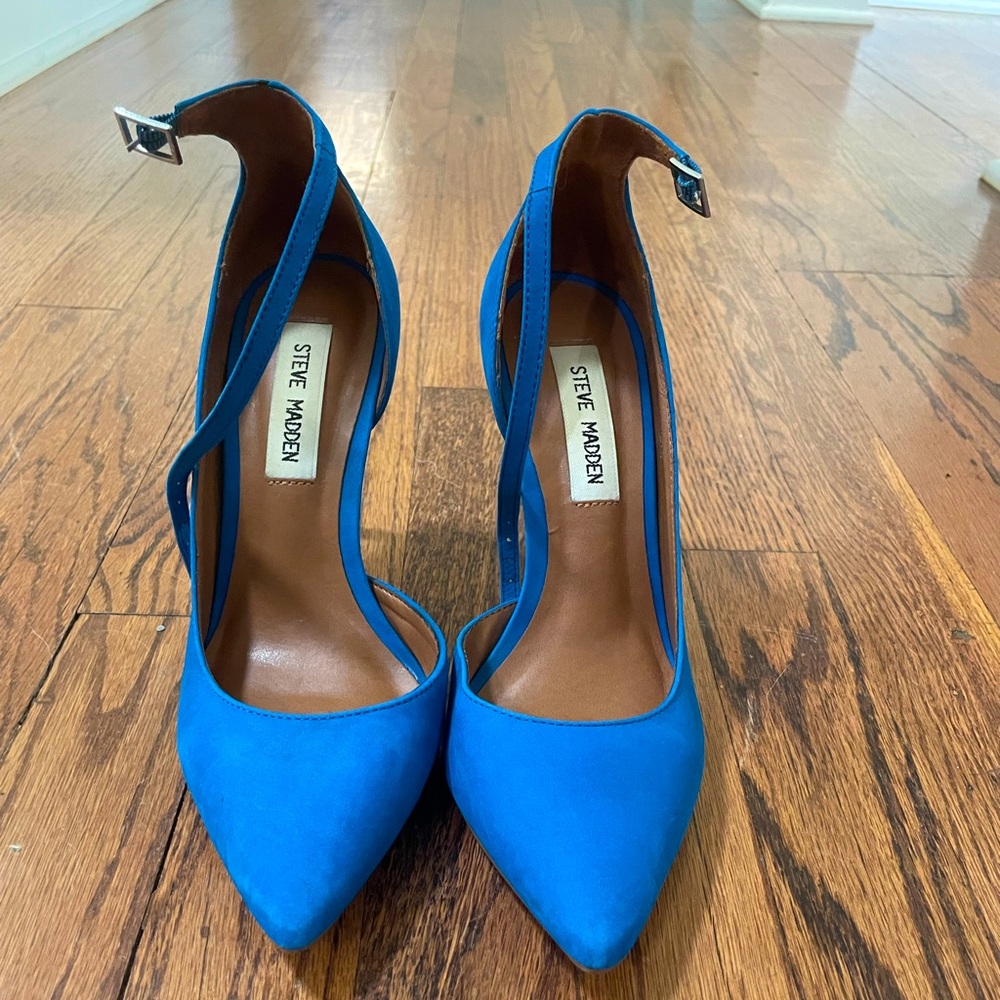 Suede Steve Madden heels size 7